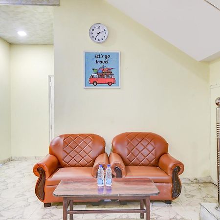 Hotel O 74192 Vishwakarma Palace Dillí Exteriér fotografie